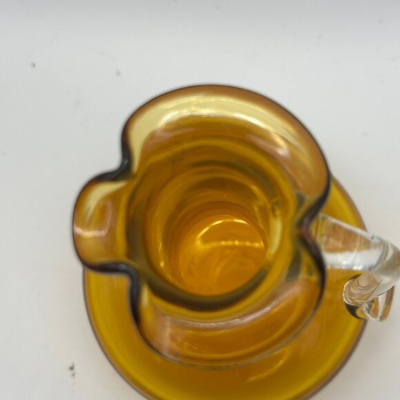 Unbranded hand blown amber with clear handle 4” miniature glass pitcher - Picture 4 of 7